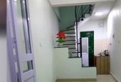 Cho thuê nhà Phố Khâm Thiên 4 tầng,  2 ngủ, 7 Triệu - cho ở GĐ,  nhóm Công ty VP
